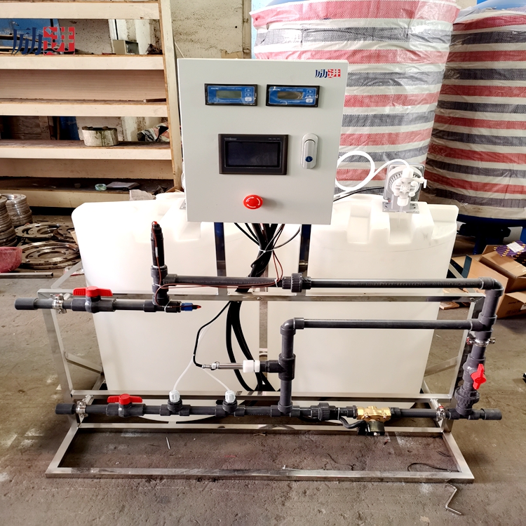 勵(lì)進(jìn)全自動(dòng)加藥裝置LJJY (8) 勵(lì)進(jìn)全自動(dòng)加藥裝置LJJY (8)